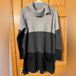 Eight eight eight cowl neck color block sweater 100% cotton